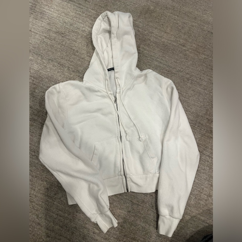 Brandy Melville white cropped hoody